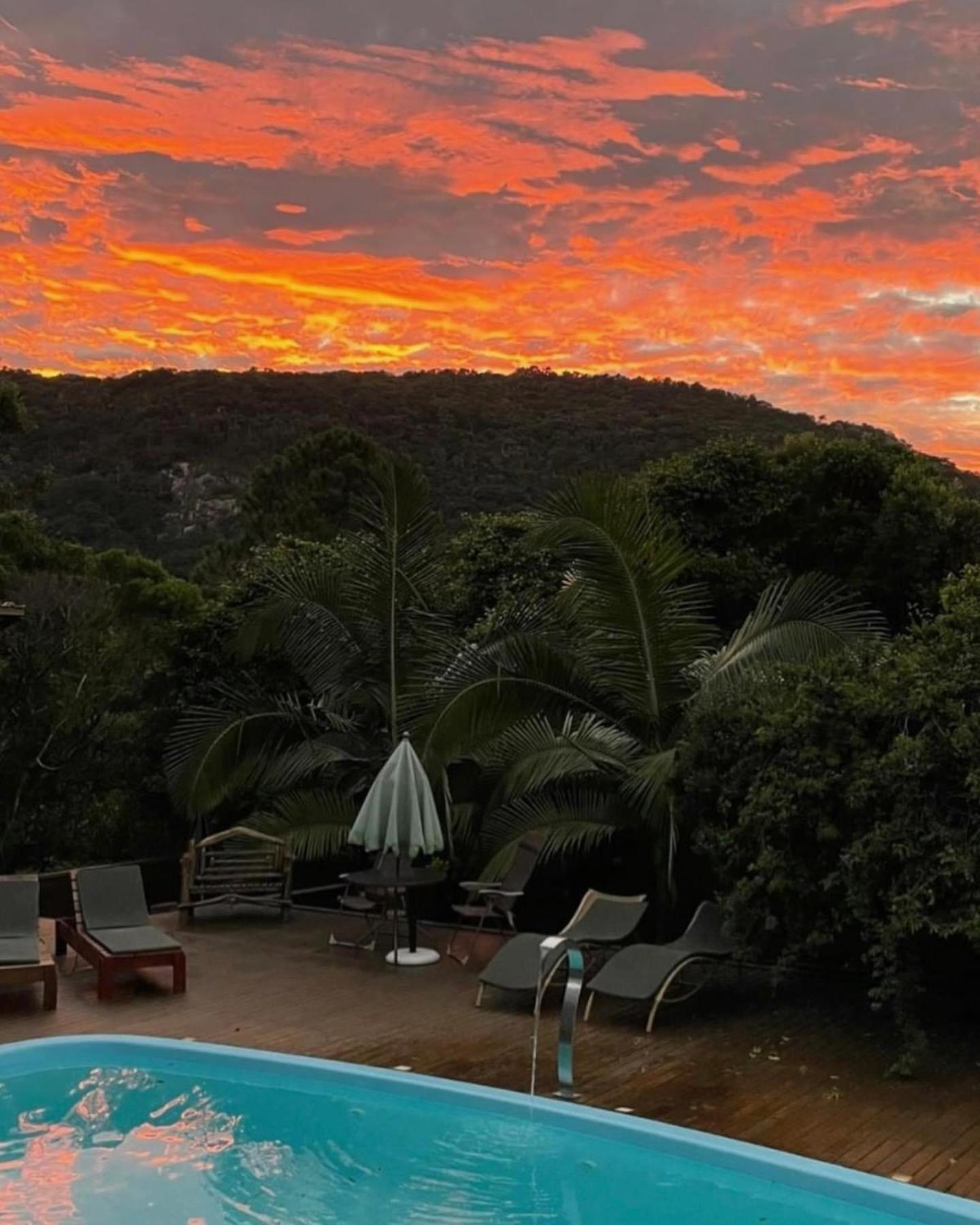 Pousada Guarda Beach House Bed & Breakfast